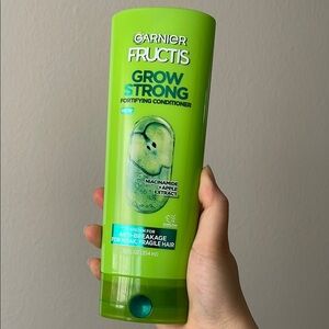 Garnier Grow Strong Fortifying Conditioner NEW